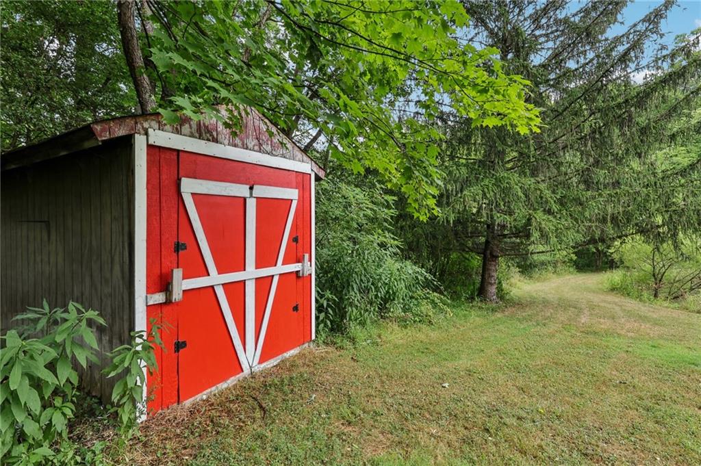 281 U P Church Road Ligonier, PA 15658 - Photo 37 of 39 Gallery Image 37