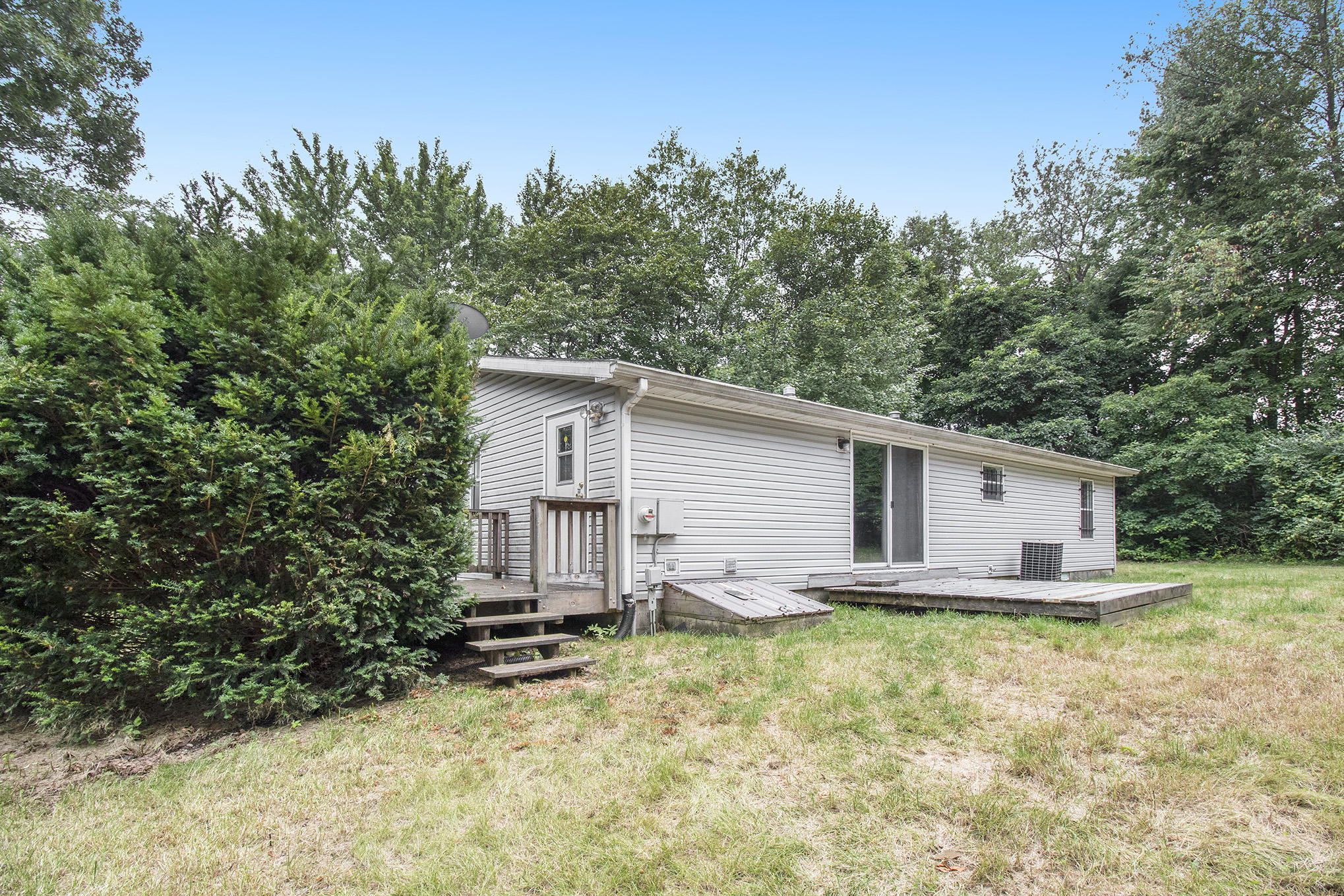 11307 Harder Road Three Rivers, MI 49093 - Photo 15 of 18 IMG_4409