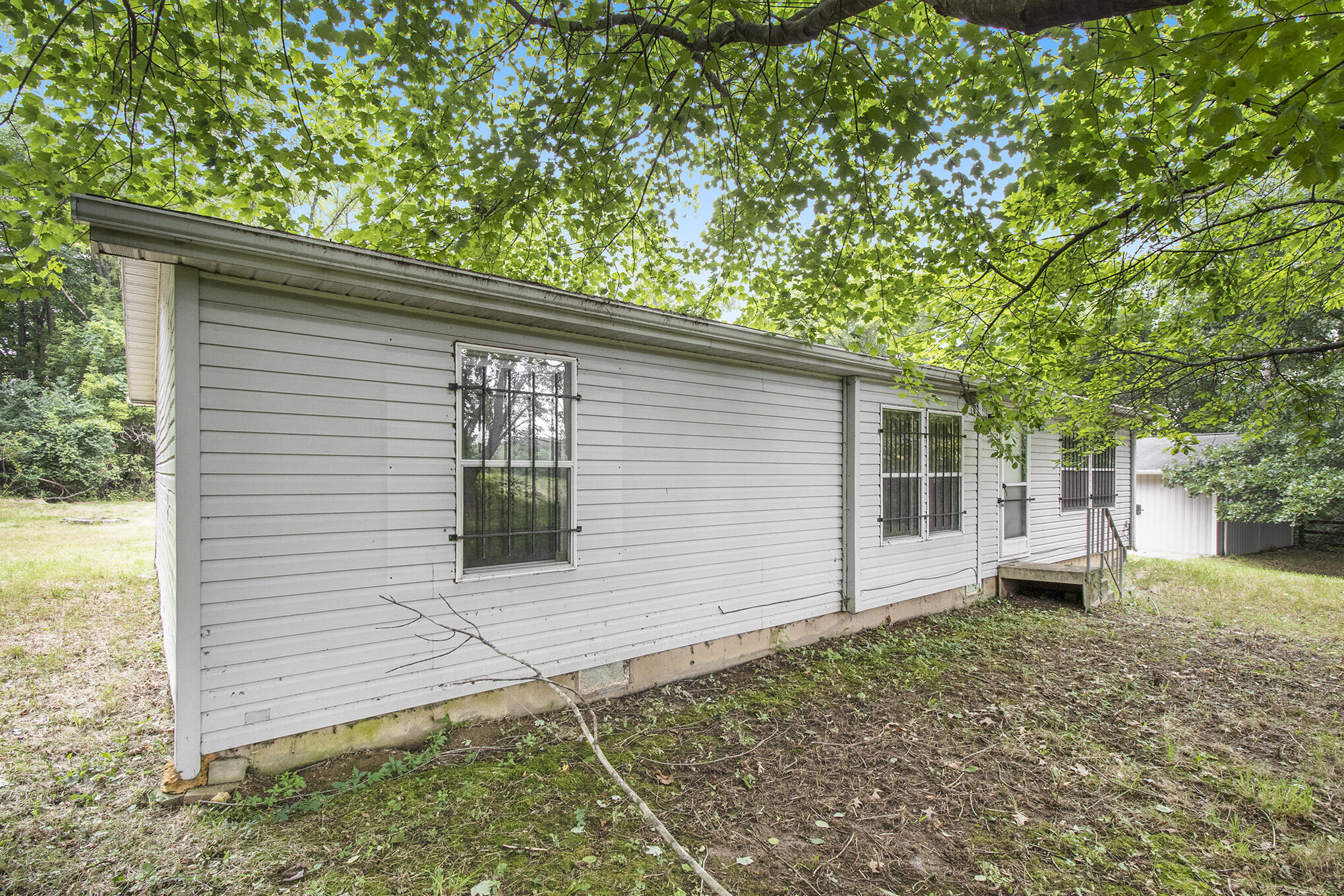 11307 Harder Road Three Rivers, MI 49093 - Photo 5 of 18 IMG_4406
