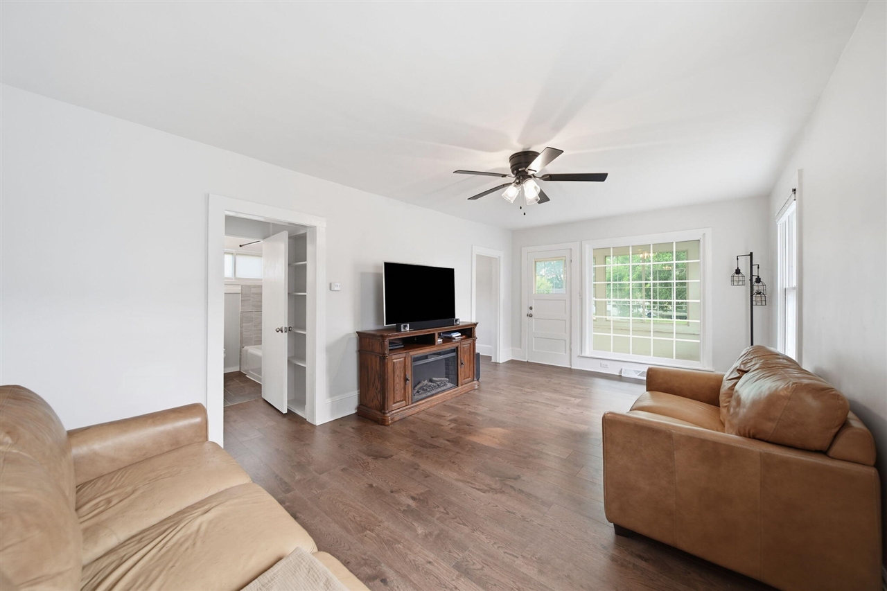 414 Napoleon Road Michigan Center, MI 49254 - Photo 9 of 34 Gallery Image 9