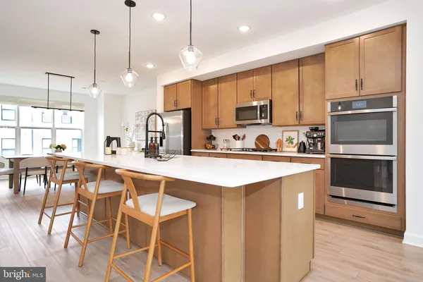 $699,990 | 4953 Longmire Way, Chantilly, VA 20151