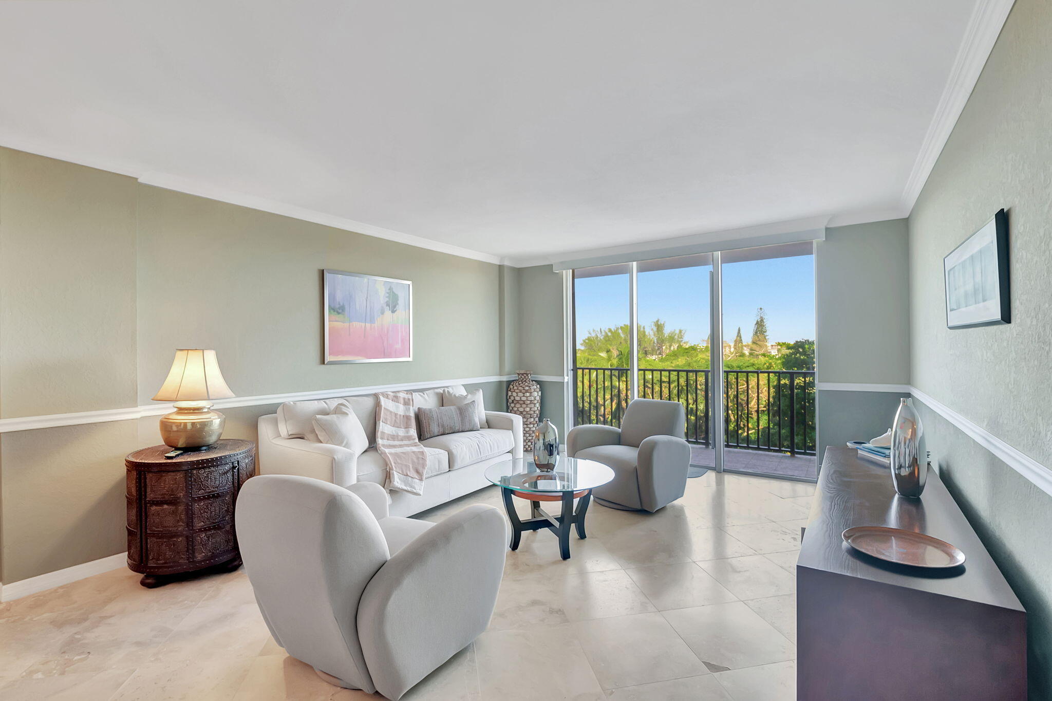 2121 North Ocean Boulevard, Unit 604W Boca Raton, FL 33431 - Photo 3 of 64 Formal Living Room