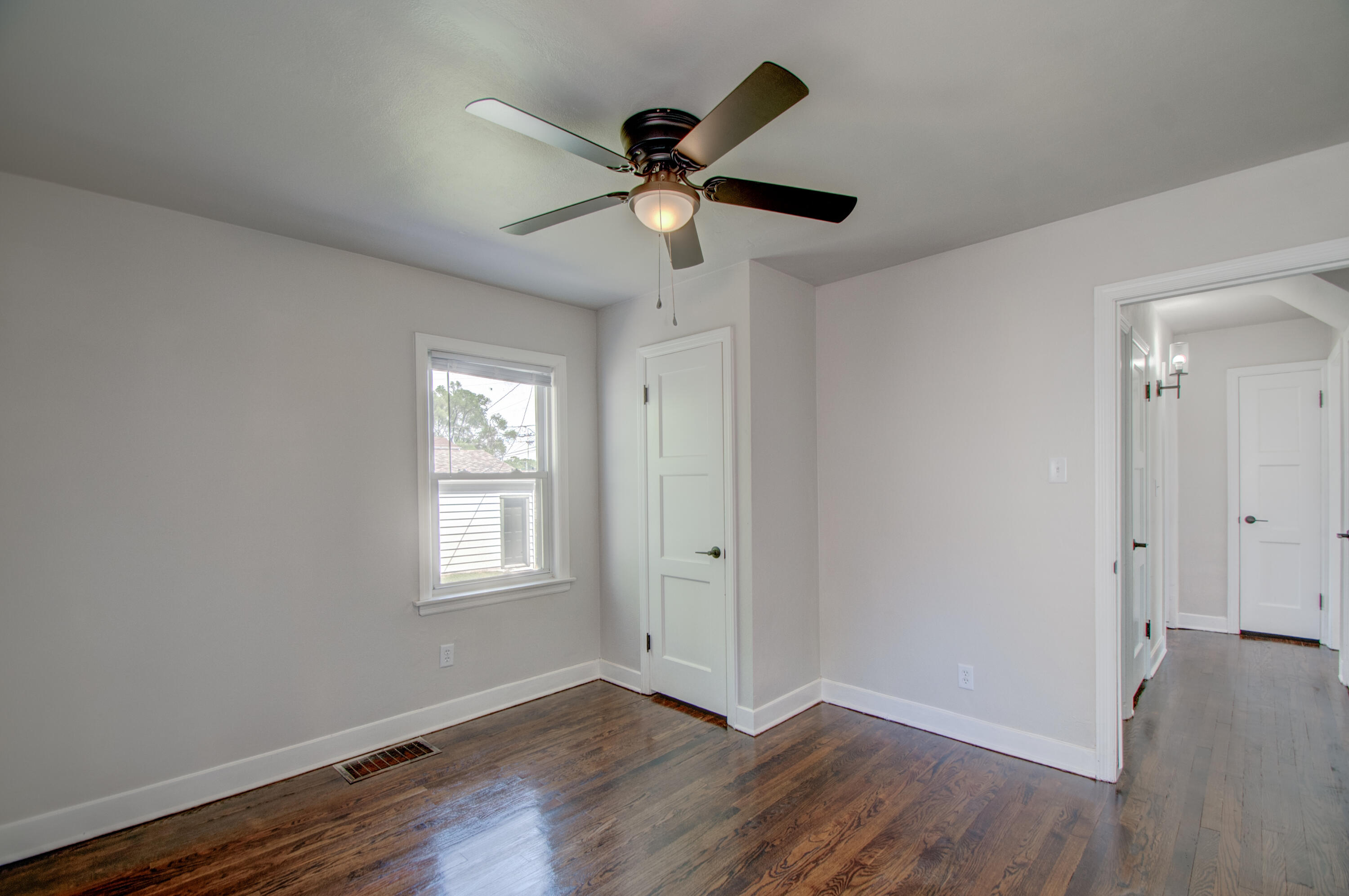 449 Calhoun Street Gary, IN 46406 - Photo 15 of 45 3000x1994