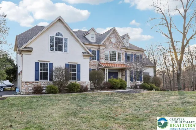 $995,000 | 4220 Lotus Lane, Coopersburg, PA 18036