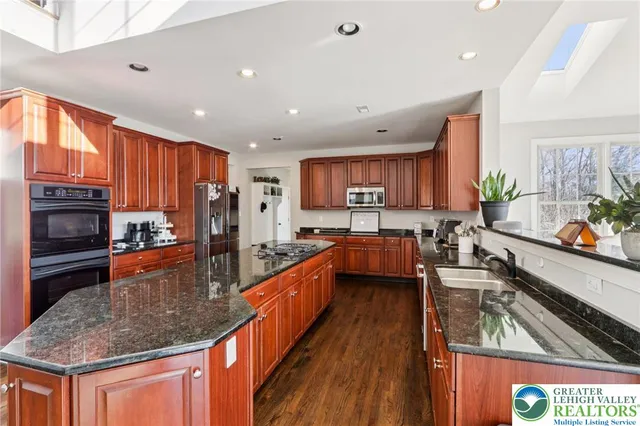 $995,000 | 4220 Lotus Lane, Coopersburg, PA 18036