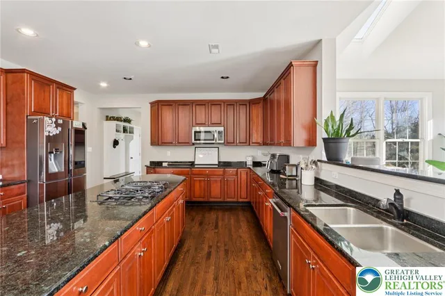 $995,000 | 4220 Lotus Lane, Coopersburg, PA 18036