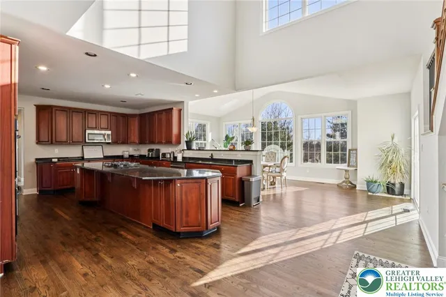 $995,000 | 4220 Lotus Lane, Coopersburg, PA 18036