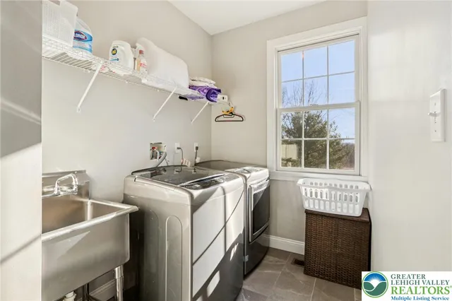 $995,000 | 4220 Lotus Lane, Coopersburg, PA 18036