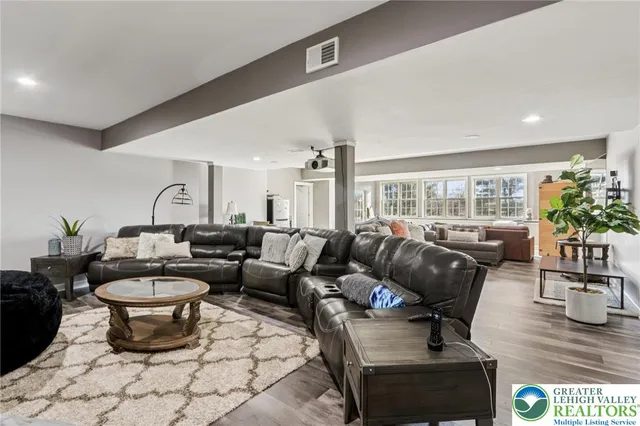 $995,000 | 4220 Lotus Lane, Coopersburg, PA 18036