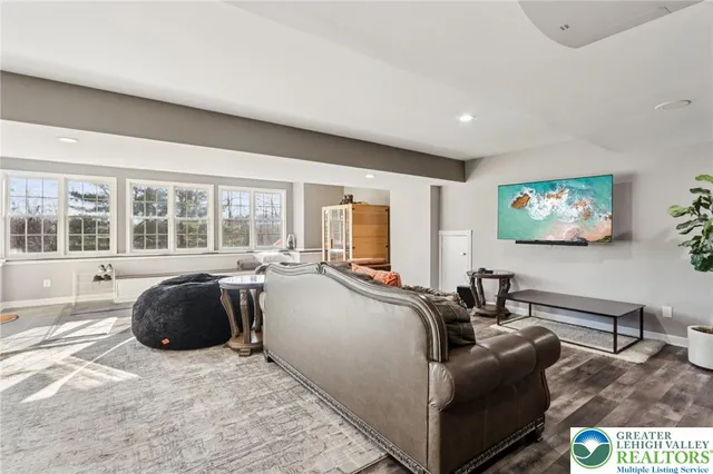 $995,000 | 4220 Lotus Lane, Coopersburg, PA 18036