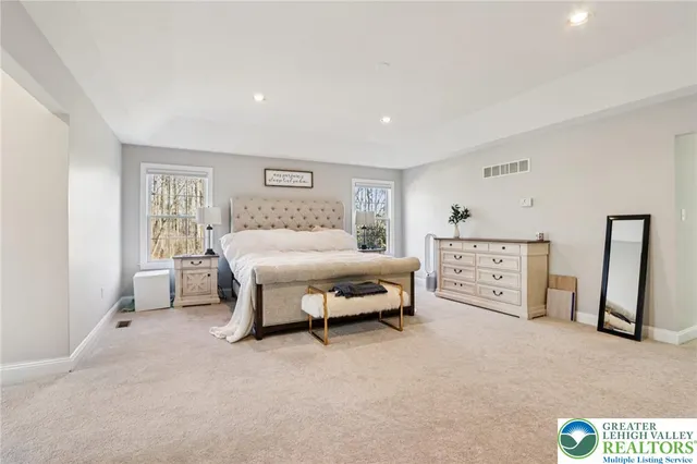 $995,000 | 4220 Lotus Lane, Coopersburg, PA 18036