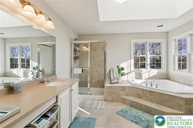 $995,000 | 4220 Lotus Lane, Coopersburg, PA 18036