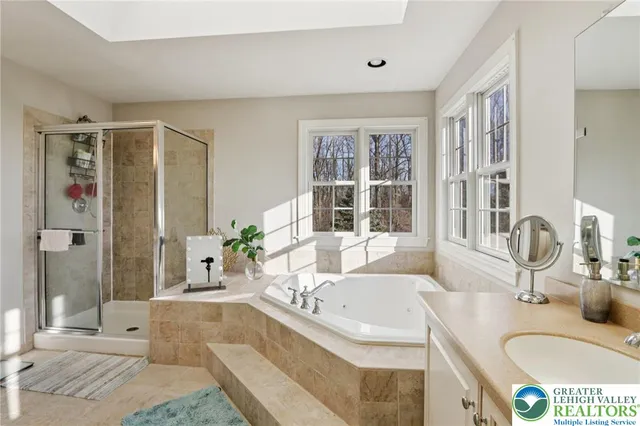 $995,000 | 4220 Lotus Lane, Coopersburg, PA 18036