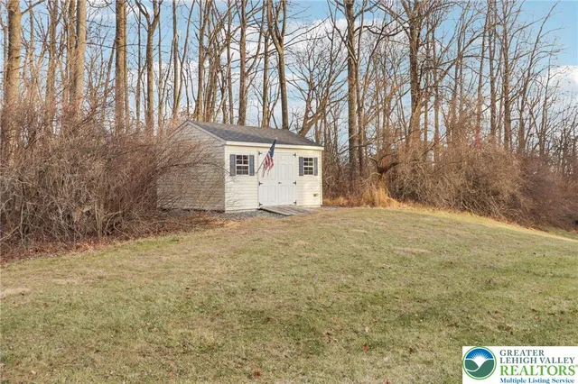 $995,000 | 4220 Lotus Lane, Coopersburg, PA 18036