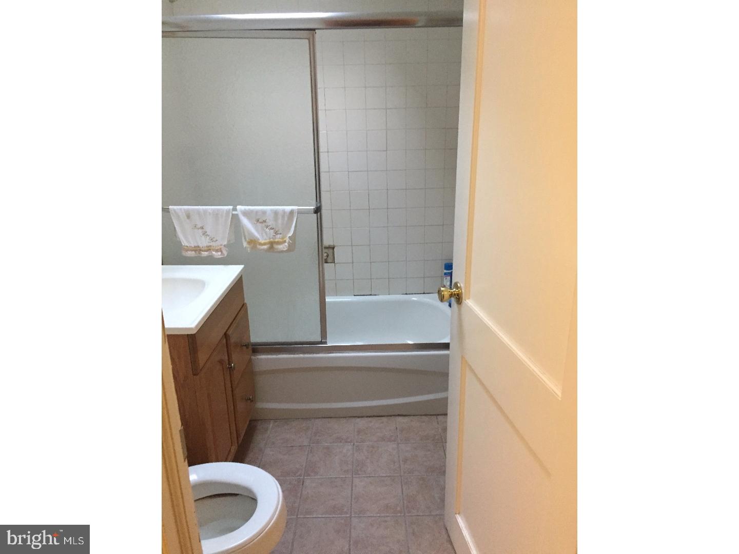 1306 Rodman Road Wilmington, DE 19805 - Photo 6 of 10 Gallery Image 6