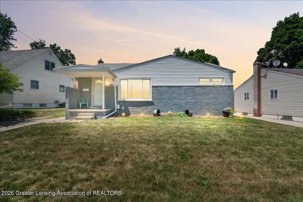 $185,000 | 925 Mitchell Avenue, Lansing, MI 48917