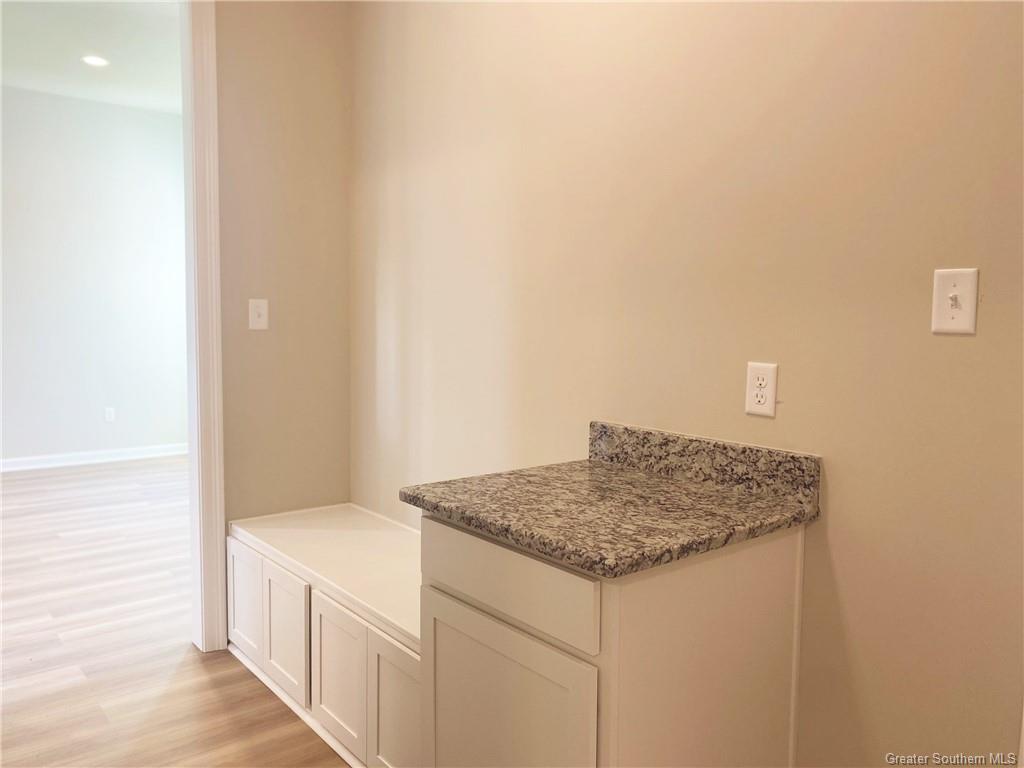 1502 Downing Road Lake Charles, LA 70611 - Photo 4 of 10 Gallery Image 4