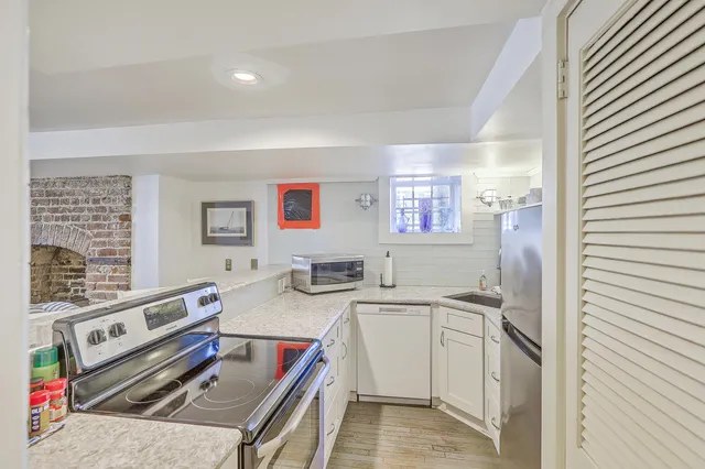 $3,895,000 | 11 George Street, Charleston, SC 29401