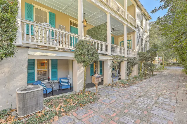 $3,895,000 | 11 George Street, Charleston, SC 29401