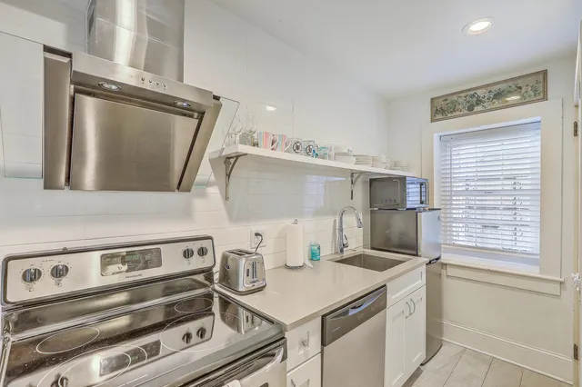 $3,895,000 | 11 George Street, Charleston, SC 29401