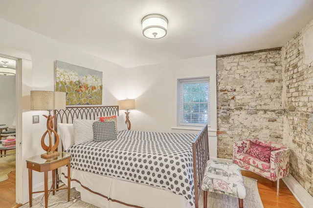 $3,895,000 | 11 George Street, Charleston, SC 29401