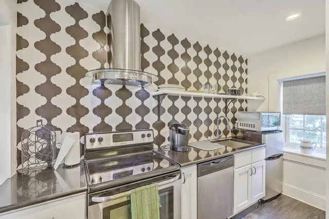 $3,895,000 | 11 George Street, Charleston, SC 29401