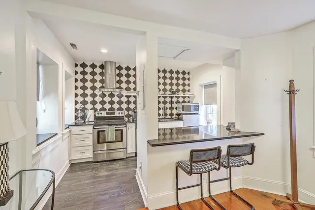 $3,895,000 | 11 George Street, Charleston, SC 29401