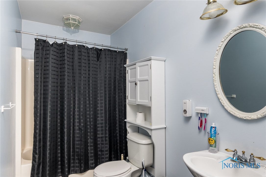 4400 Gilbert Road Luckey, OH 43443 - Photo 17 of 20 Gallery Image 17