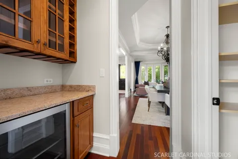 $1,800,000 | 410 South Sleight Street, Naperville, IL 60540