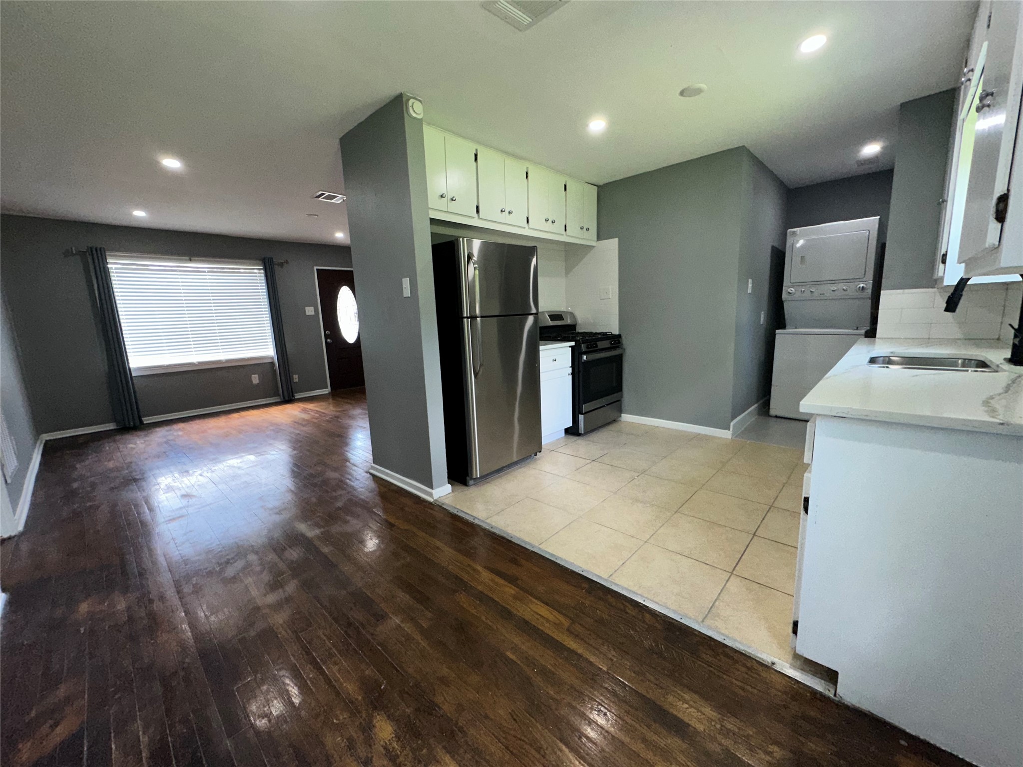 8227 St Lo Road Houston, TX 77033 - Photo 6 of 21
