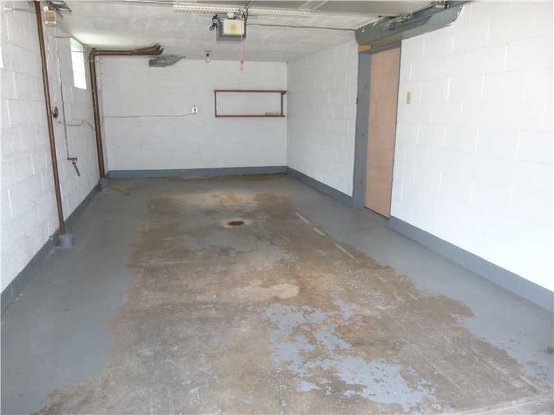 4101 New Texas Road Plum, PA 15239 - Photo 18 of 25 Parking Lot/Garage.
