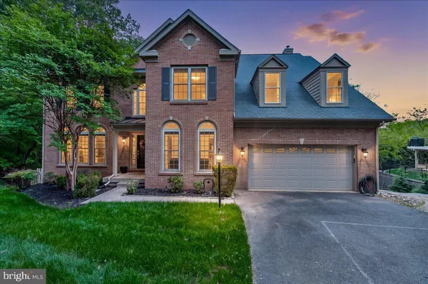 $860,000 | 9710 Woodfield Court, New Market, MD 21774