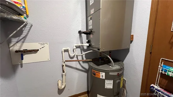 $219,000 | 31313 Northshore Drive, Unit 402D, Rocky Mount, MO 65072