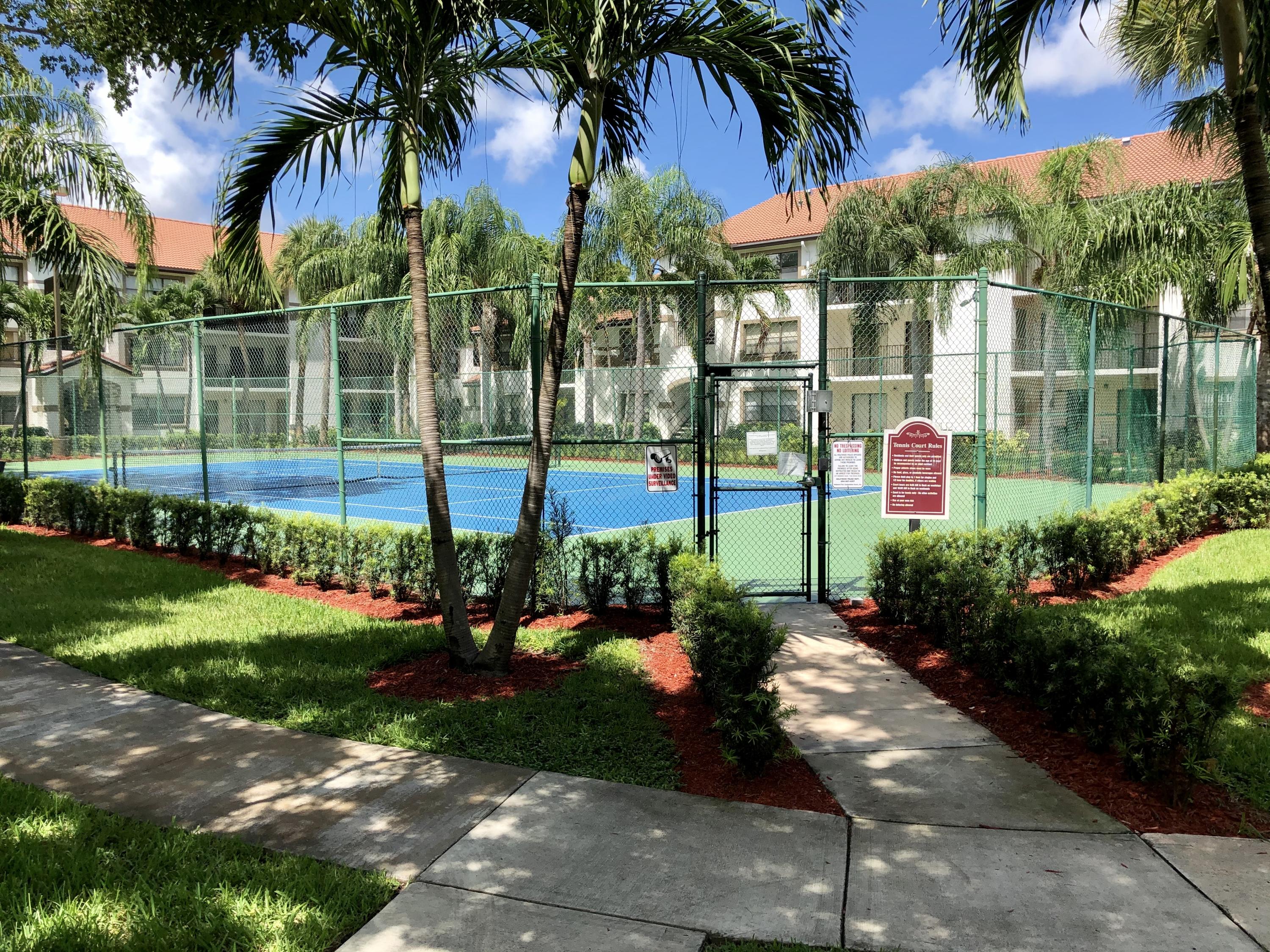 630 South Park Road, Unit 243 Hollywood, FL 33021 - Photo 7 of 12 tennis2