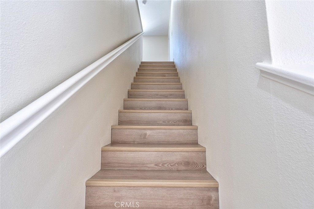 3758 Morning Glory Avenue Merced, CA 95348 - Photo 24 of 50 stairs to second floor