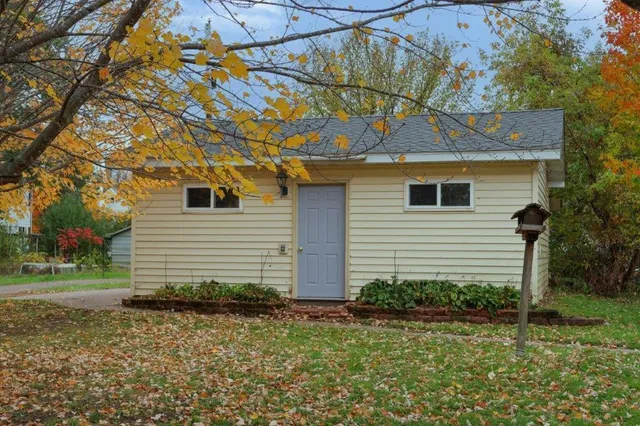 $139,900 | 516 Lake Avenue East, Ladysmith, WI 54848