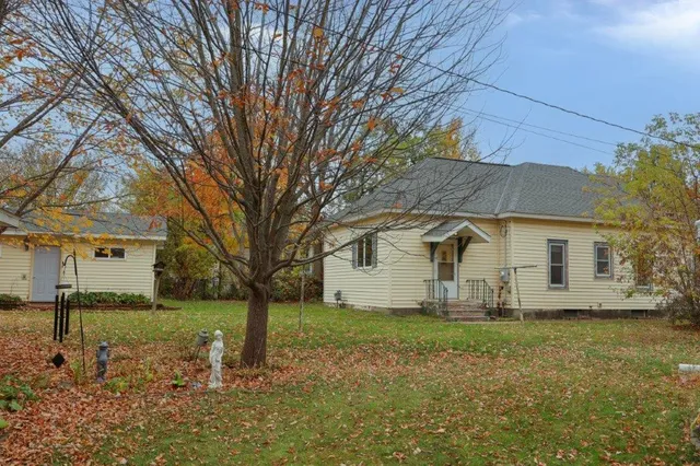 $139,900 | 516 Lake Avenue East, Ladysmith, WI 54848