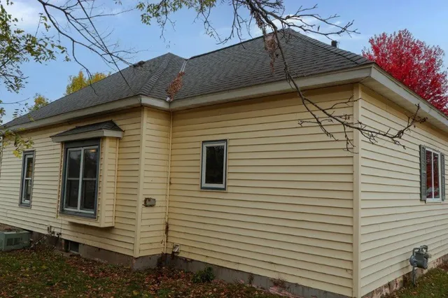 $139,900 | 516 Lake Avenue East, Ladysmith, WI 54848