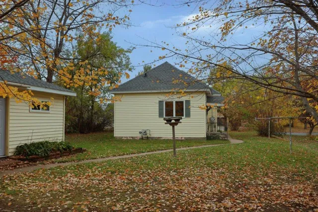 $139,900 | 516 Lake Avenue East, Ladysmith, WI 54848
