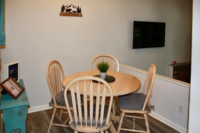 $220,000 | 956 Butternut Hill Road, Unit E4, Waitsfield, VT 05673