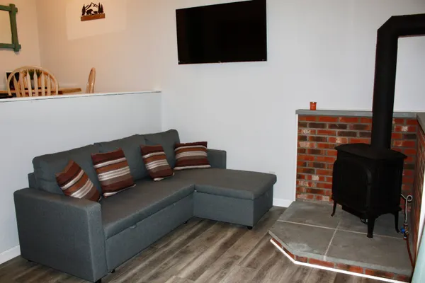 $199,500 | 956 Butternut Hill Road, Unit E4, Waitsfield, VT 05673