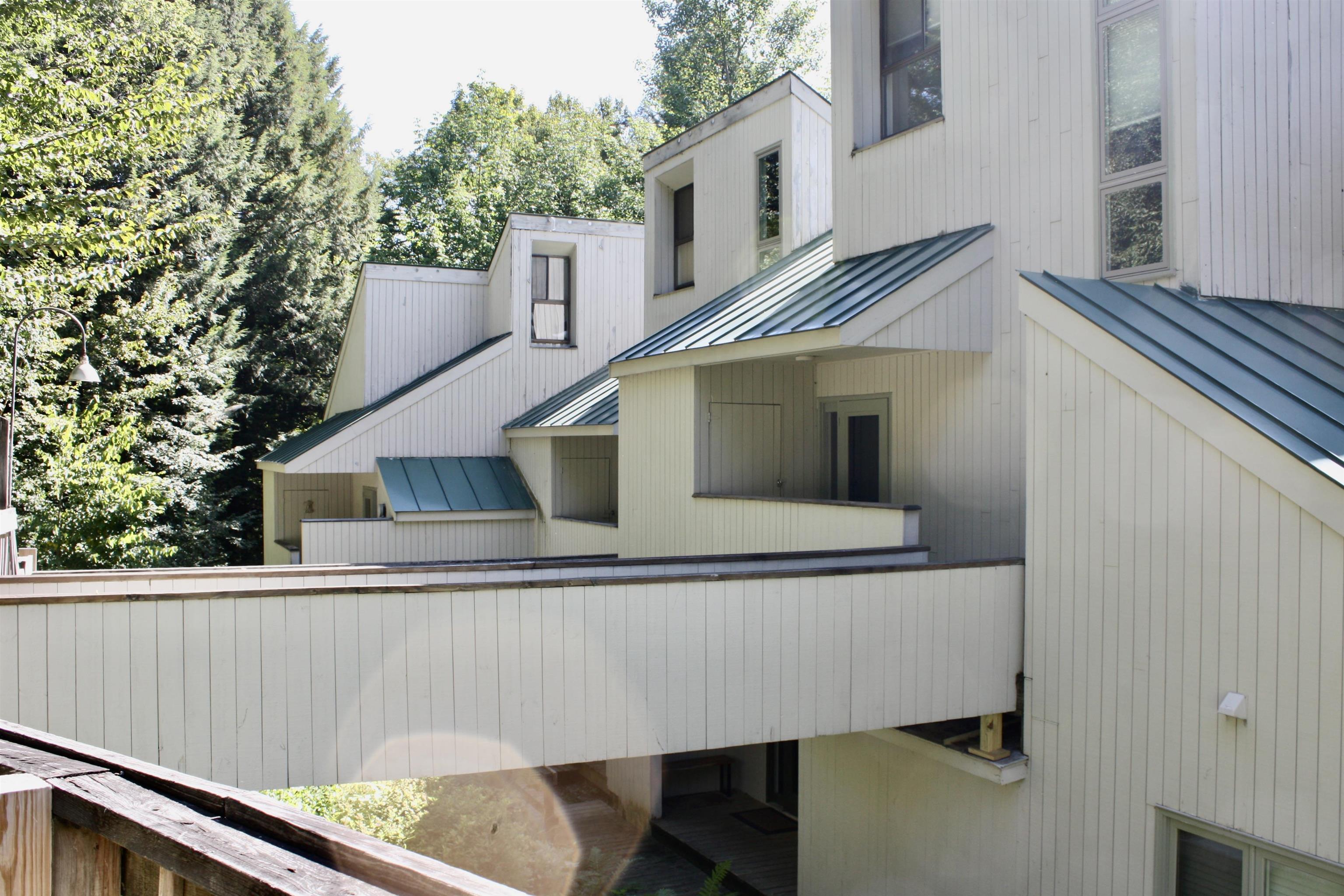 956 Butternut Hill Road, Unit E4 Waitsfield, VT 05673 - Photo 5 of 33