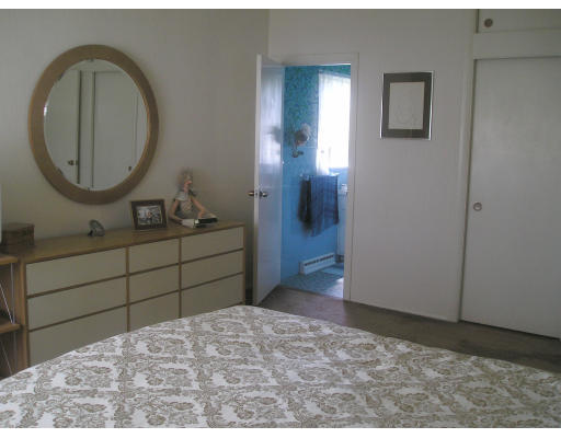 17 Tirrell Crescent Newton, MA 02467 - Photo 4 of 10 a bathroom with a sink a vanity and a mirror