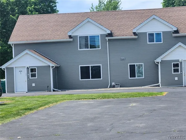 $1,600 | 5834 South Transit Road, Lockport Town, NY 14094