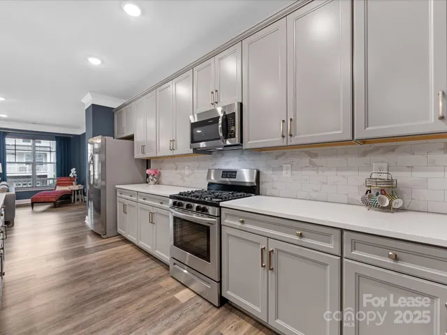 $3,200 | 2314 Creekmere Lane, Charlotte, NC 28262