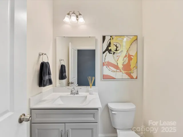 $3,200 | 2314 Creekmere Lane, Charlotte, NC 28262