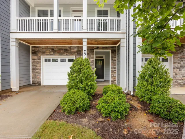 $3,200 | 2314 Creekmere Lane, Charlotte, NC 28262