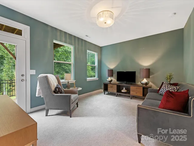 $3,200 | 2314 Creekmere Lane, Charlotte, NC 28262