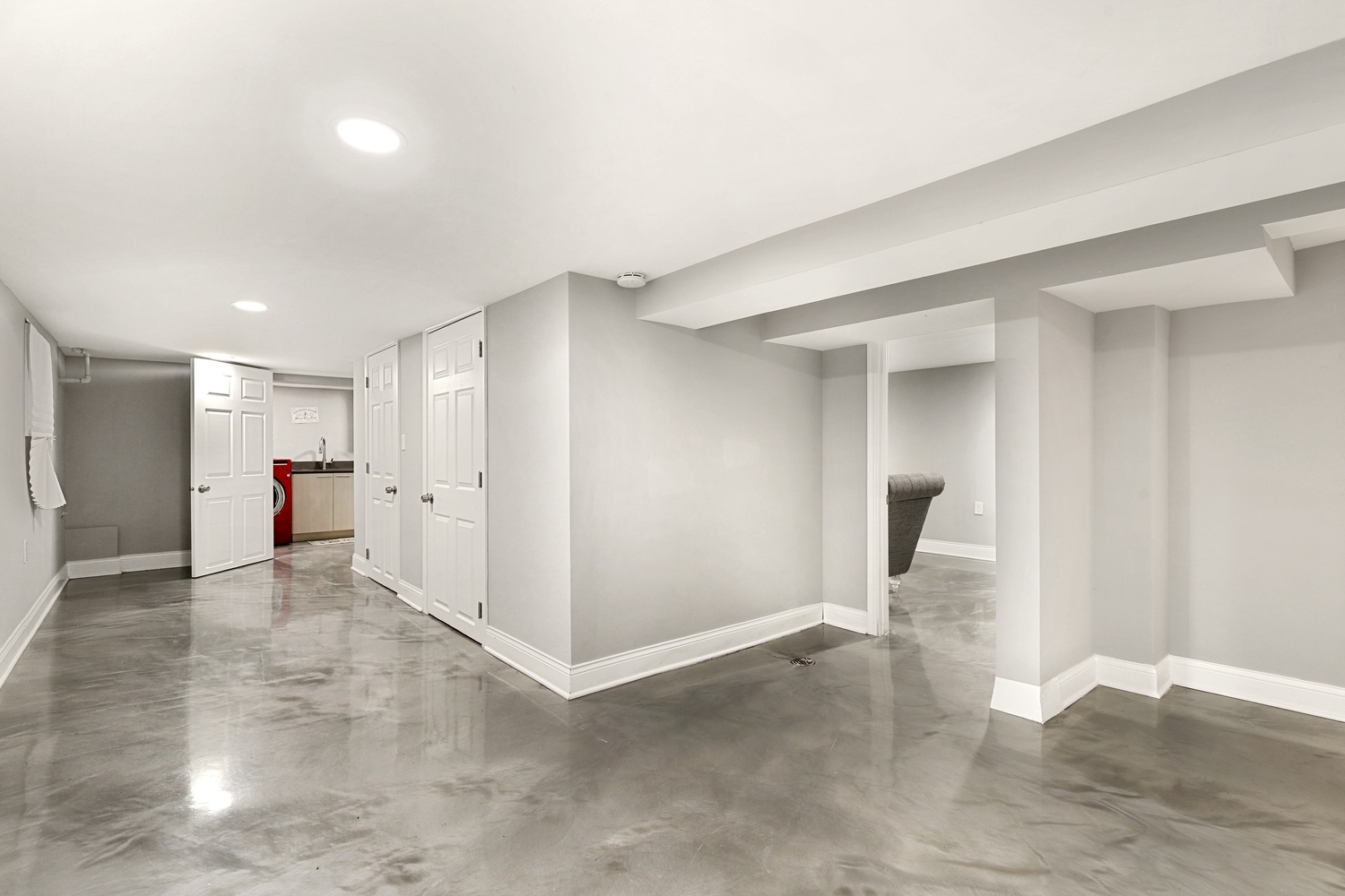 18433 Ridgewood Avenue Lansing, IL 60438 - Photo 20 of 26 a view of a big room with a kitchen