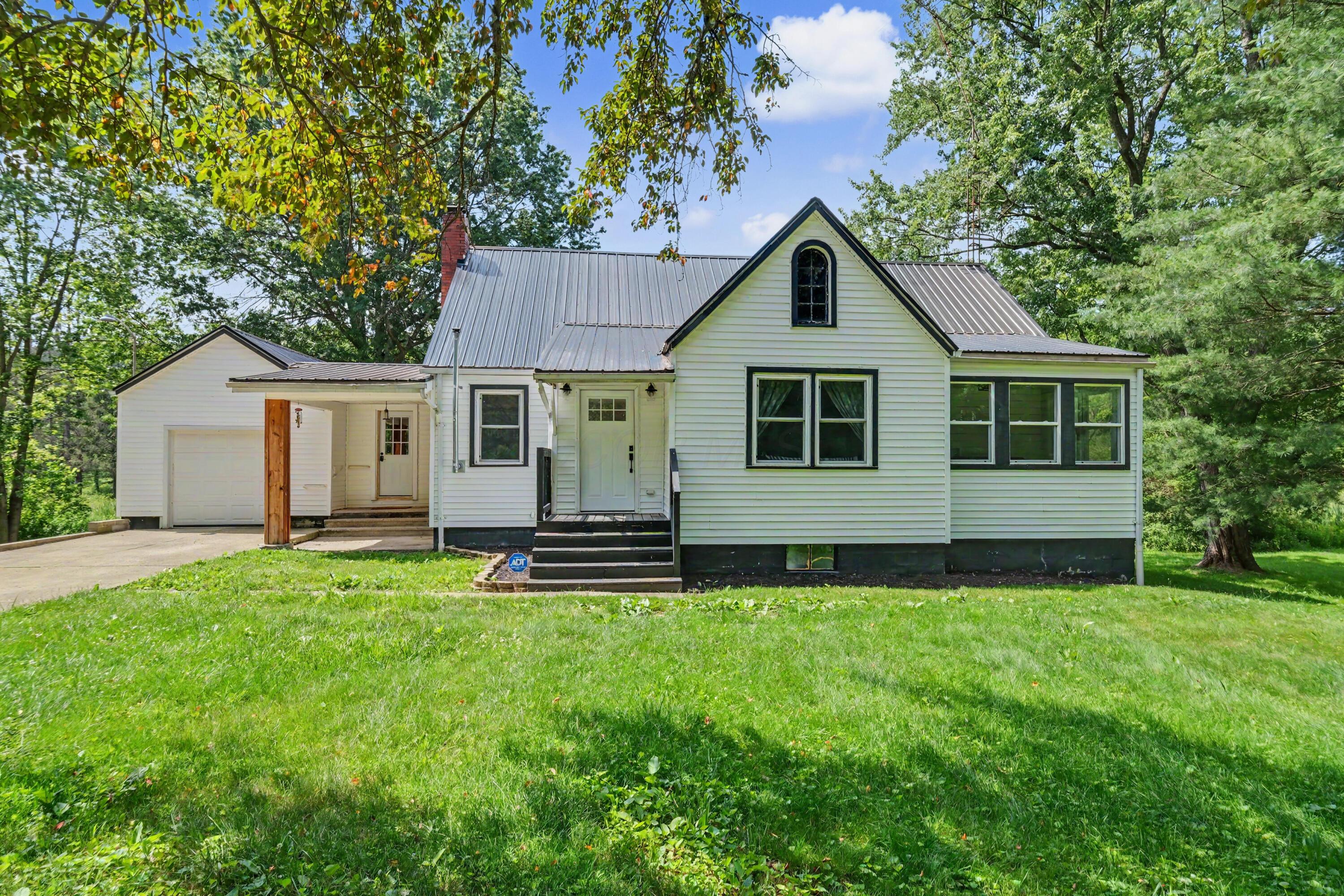 5042 Possum Run Road Bellville, OH 44813 - Photo 1 of 24 AEXF1907